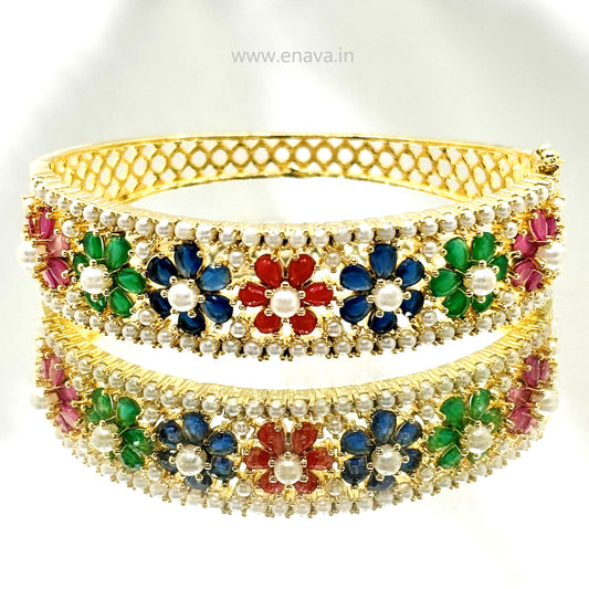 Multicolor Pearl Openable Bracelet with Gold Plating By Enava Bracelet Enava Jewels.