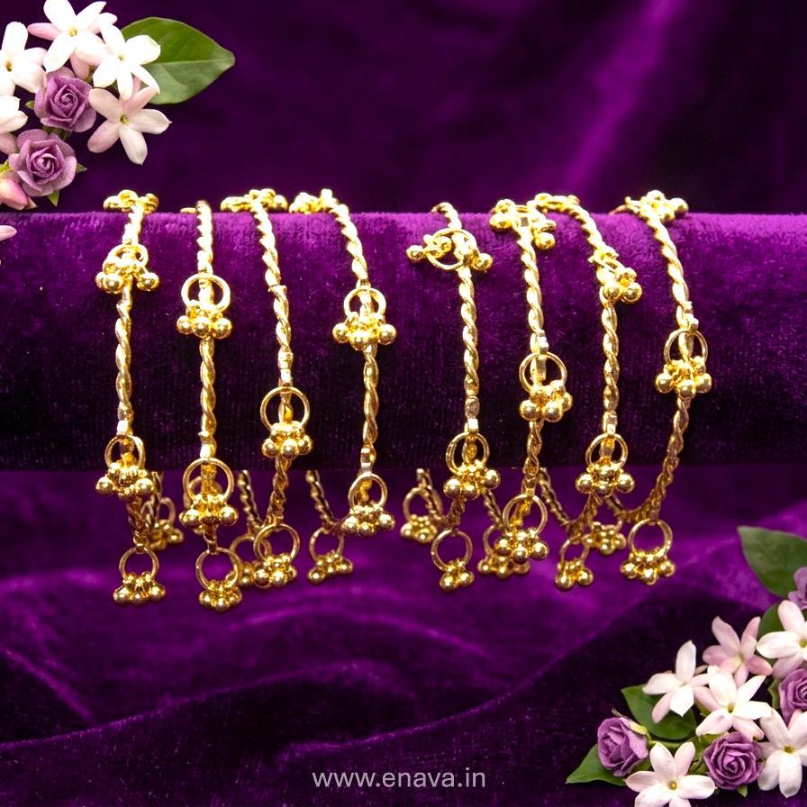 Kashmiri Ghungroo Charm Twisted 8 Bangles Set by Enava