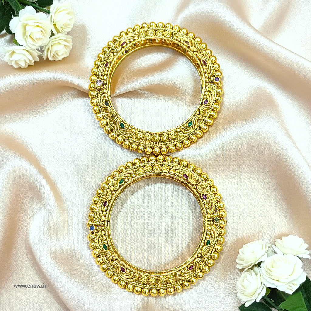 Rajwadi Maharani Veerangana Kada Bangles by Enava
